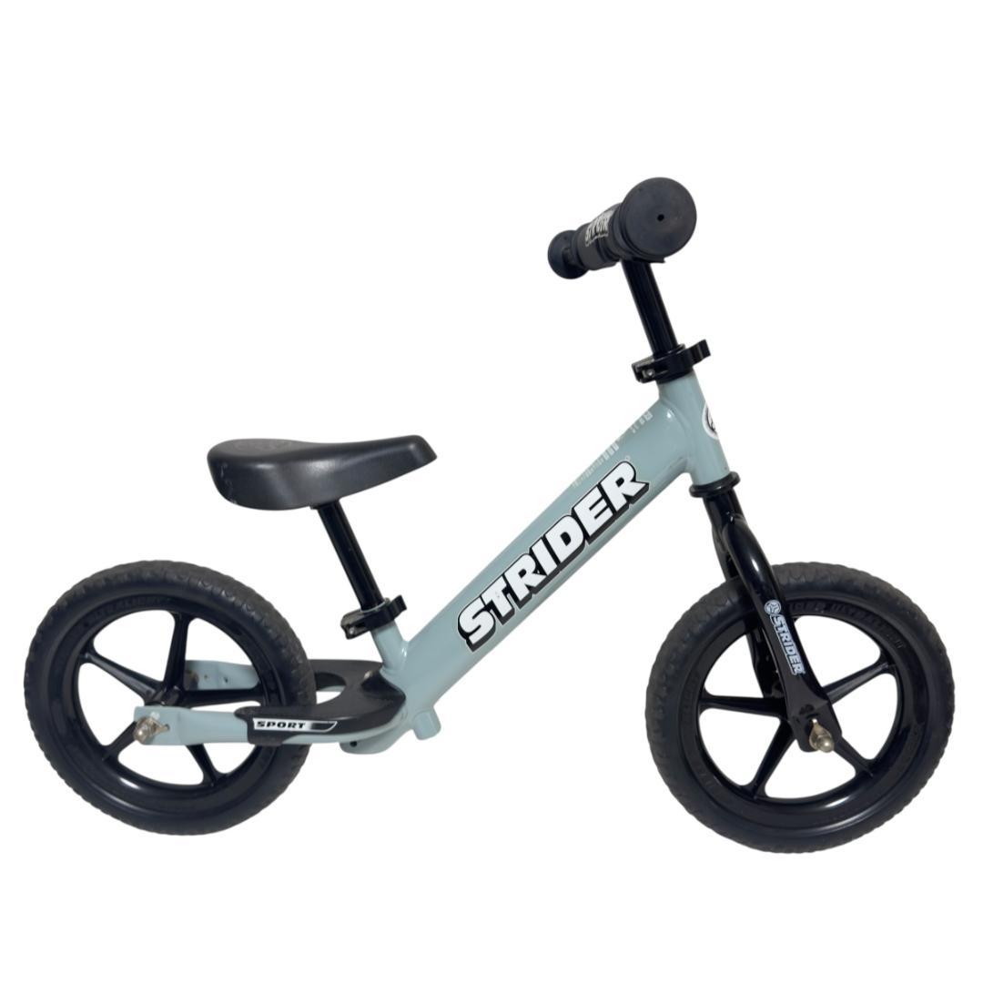 美品　レア 限定色 STRIDER ストライダー スポーツ12 アイスブルー
