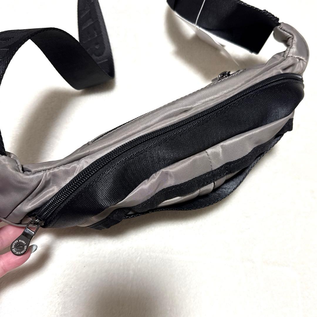 MASTER BUNNY EDITION ボディバッグ ウエストポーチ 新品