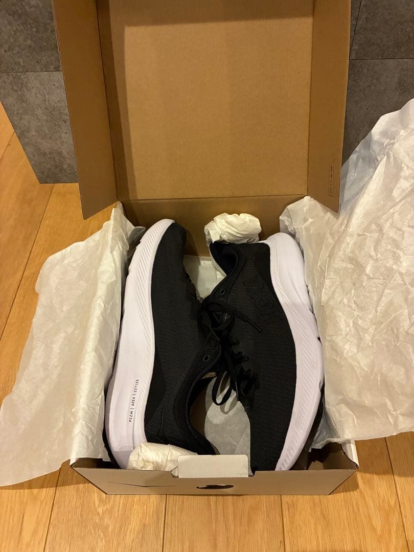 HOKA SOLIMAR 28.0 試し履きのみ
