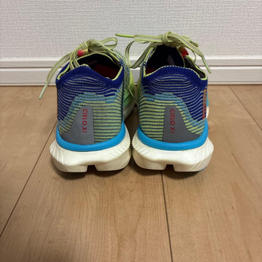 【美品】HOKAホカオネCIELO X1 26.0cmシエロ ランニングシューズ
