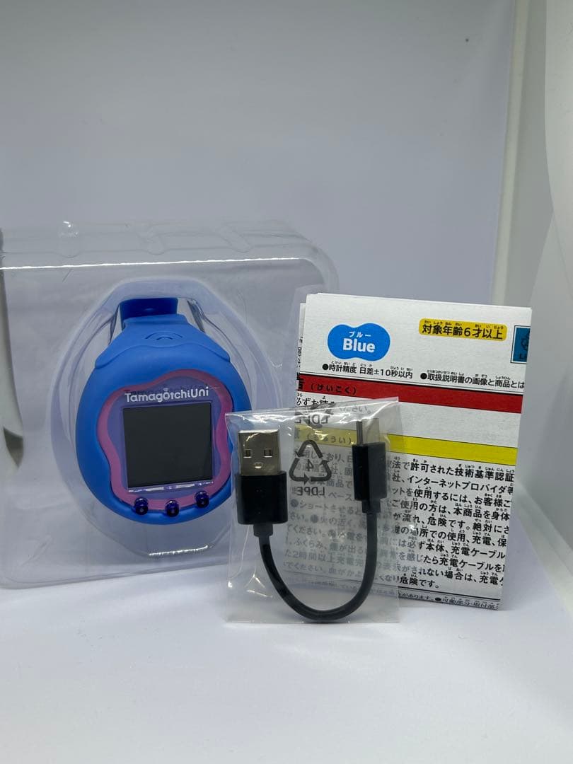 バンダイ Tamagotchi Uni 青