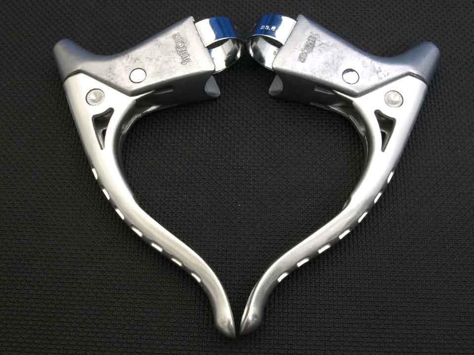 サンツアー（Suntour）シュパーブ（SUPERBE）ブレーキレバー フード無