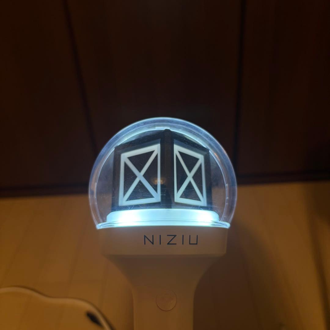 い*ち様 NiziU　ペンライト