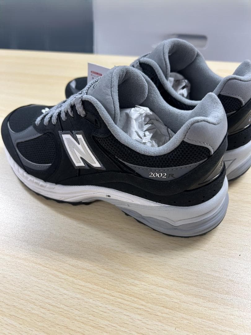 New Balance 2002R ブラック/グレー シューズ