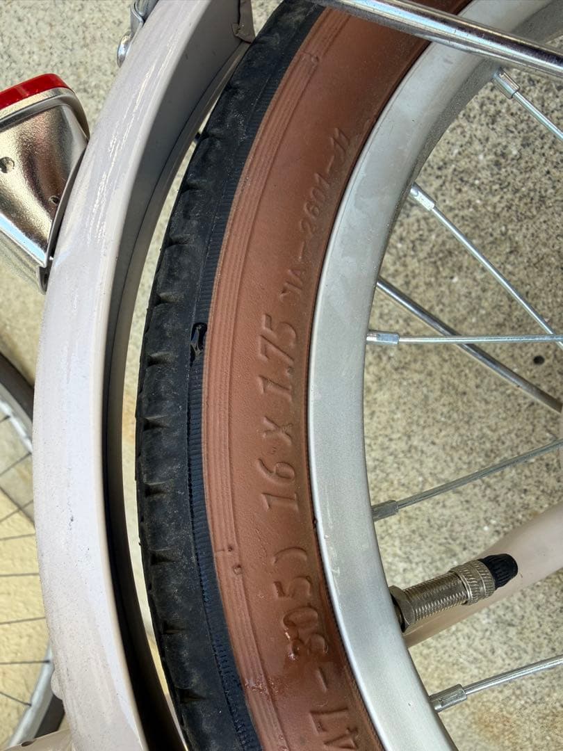子供　自転車　16インチ　補助輪未使用　マハロ