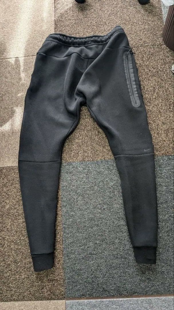 NIKEテックパンツキッズのxl