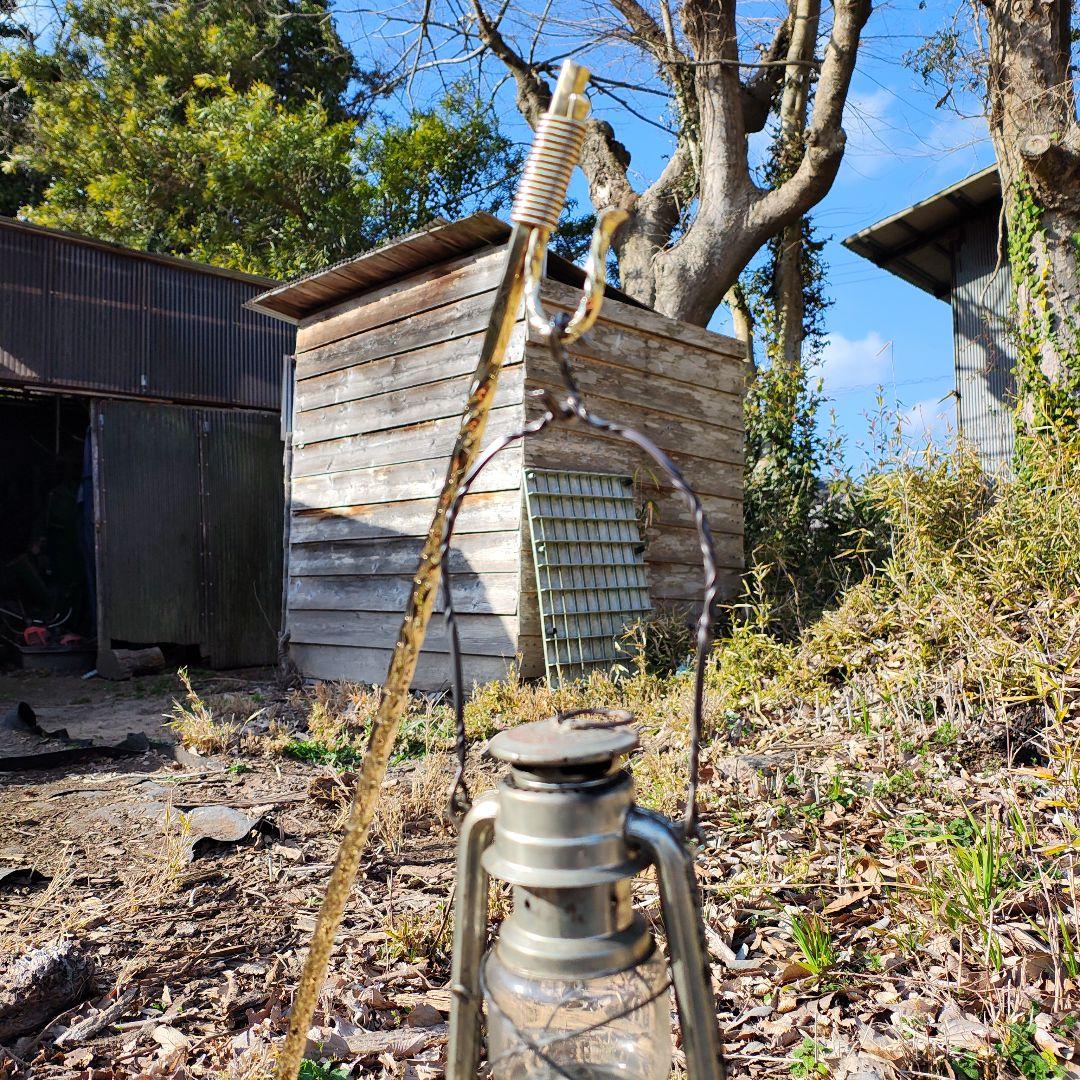 オール真鍮製の差し込みタイプのランタンスタンド