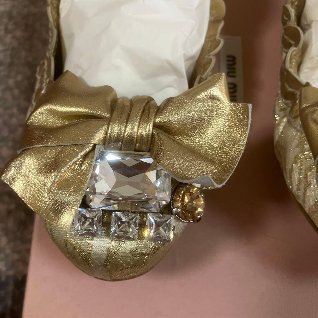 Miu Miu（ミュウミュウ）のクリスタルビジュー付きバレエシューズ34
