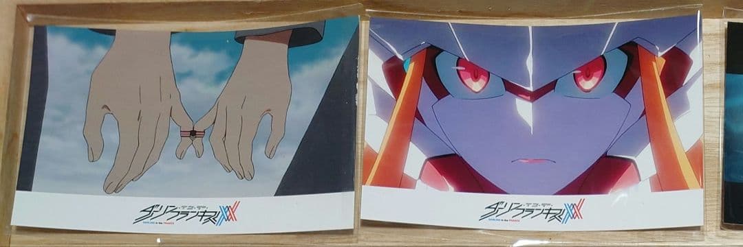 ダリフラ アニメイト全巻購入特典ポートレート＆フォルダ アマゾン布ポスター付き