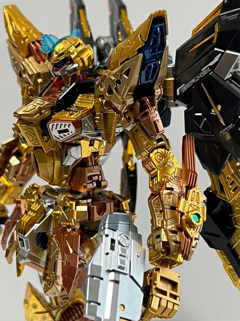 ガンプラ MGEX 1/100 ストライクフリーダムガンダム 塗装完成品
