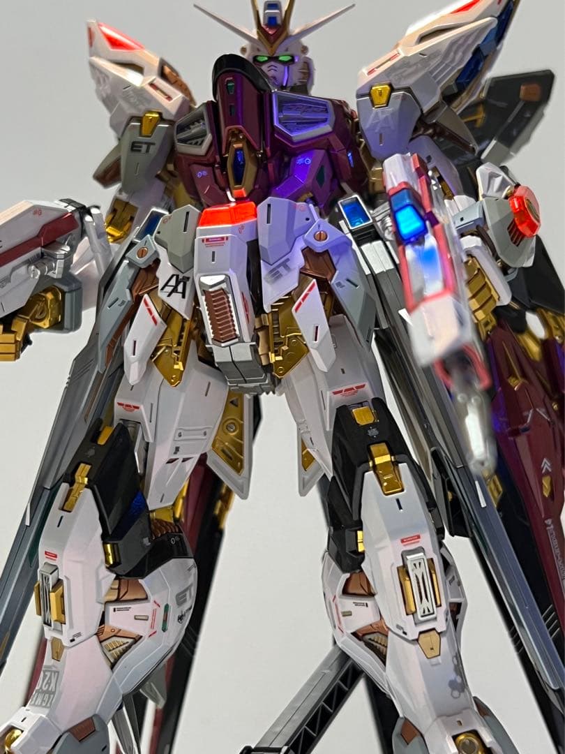 ガンプラ MGEX 1/100 ストライクフリーダムガンダム 塗装完成品