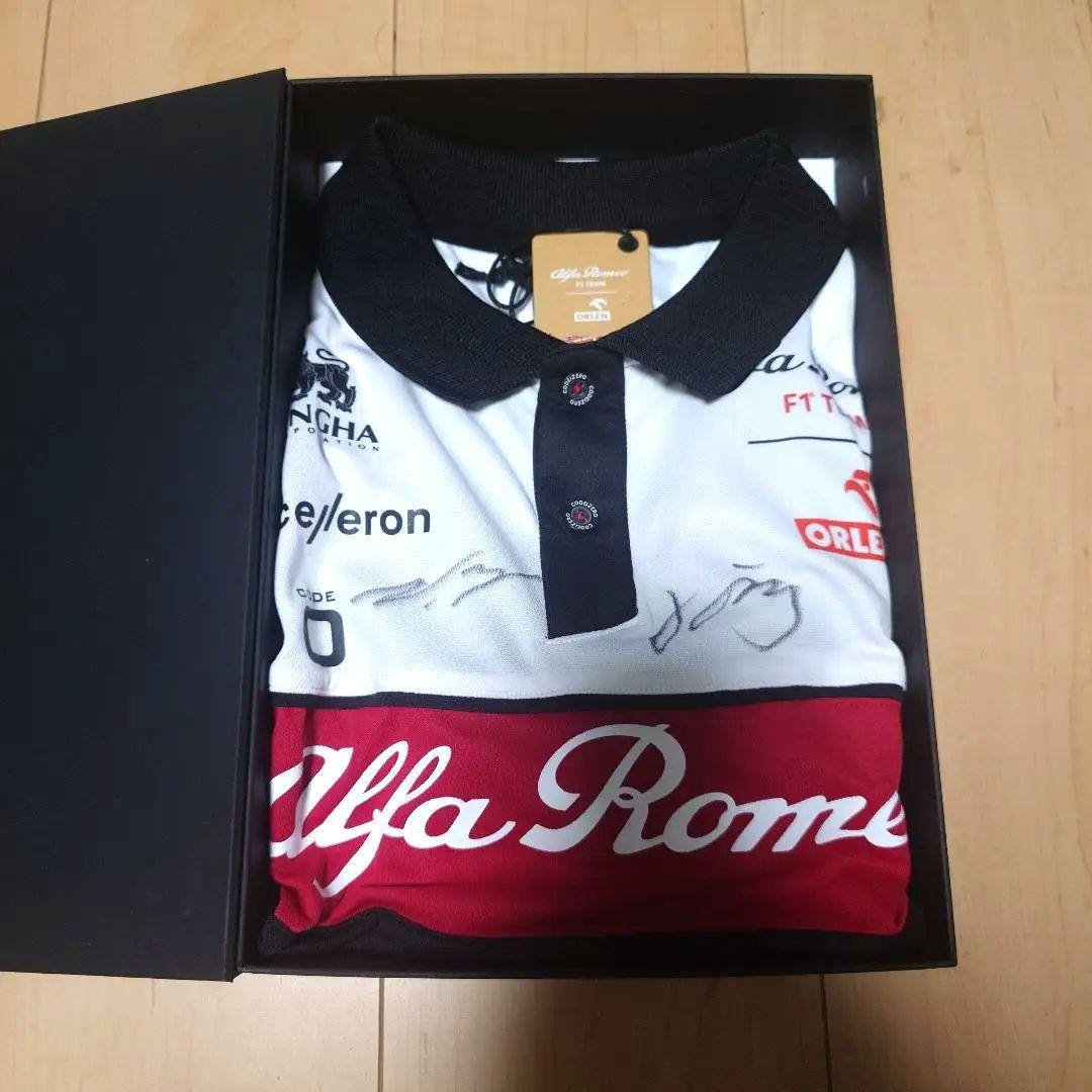 【希少】F1 Alfa Romeo 周冠宇 サイン入りポロシャツ