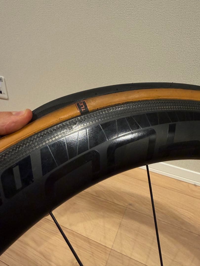 パーツ DT SWISS front wheel tubeless tire 700c