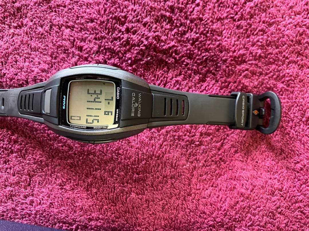 CASIO「PHYS」フィズ ウォーキング&カロリーセンサー歩行機能付き腕時計