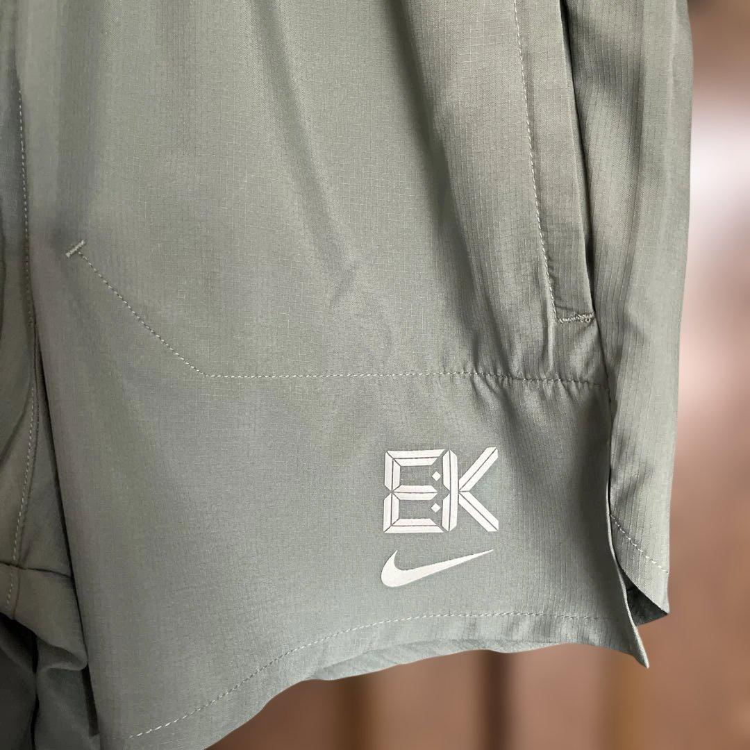 新品タグ付き　Nike EK ランニングショーツ モスグリーン　Mサイズ