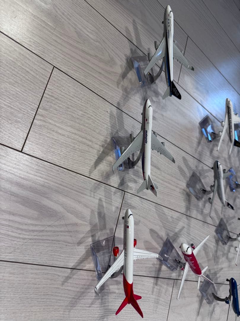 タイムセール　一機5000円超航空機モデル 10機セット 1/200スケール