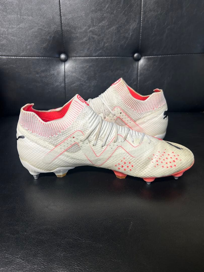Puma サッカーシューズ ハイカット ホワイト/レッド