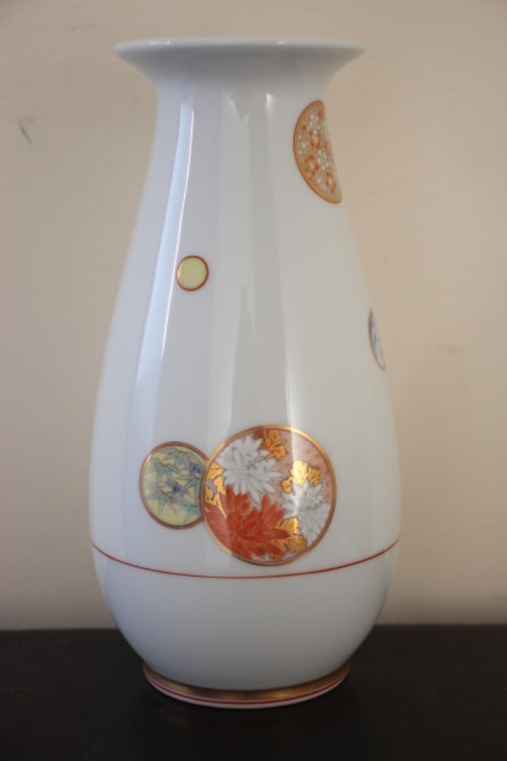 未使用・箱入　深川製磁　寿赤絵　花瓶