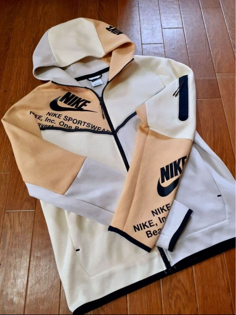 NIKE テックフリース　セットアップ　上下　M　ベージュ