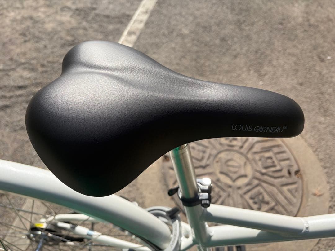 【新品】ルイガノ　クロスバイク　Louis Garneau