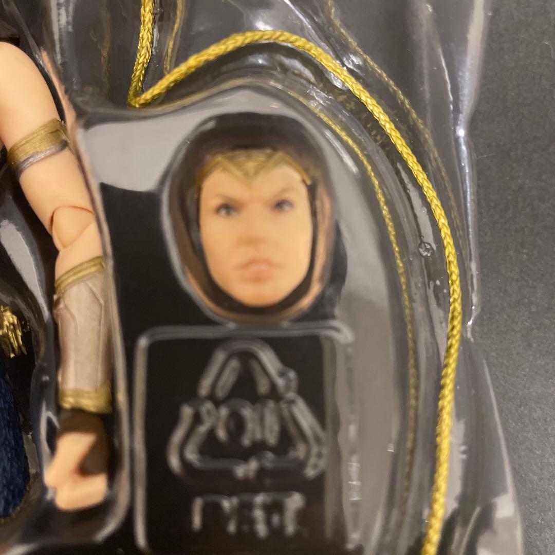 ワンダーウーマン ジャスティスリーグ S.H.Figuarts