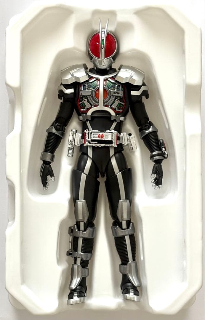 S.H.Figuarts真骨彫製法 仮面ライダーファイズアクセルフォーム 開封品