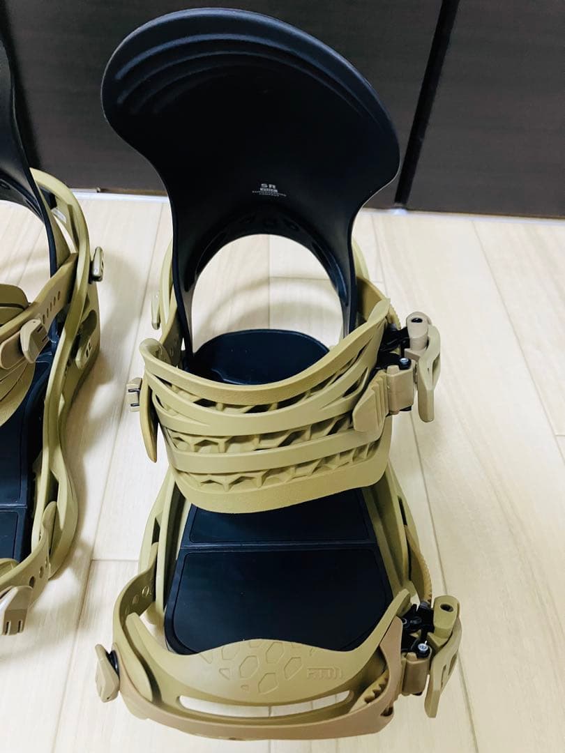 【極美品】FLUX SR 24-25 Mサイズ