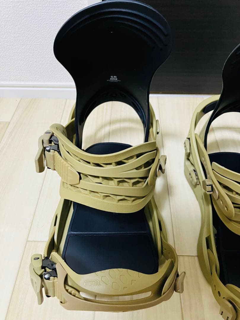 【極美品】FLUX SR 24-25 Mサイズ