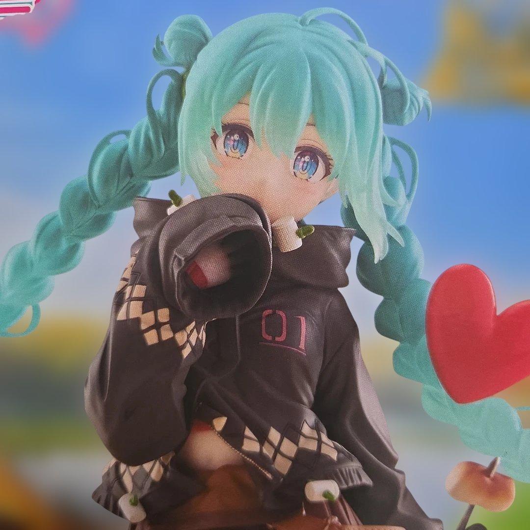 初音ミクフィギュア12点セット　まとめ売り！