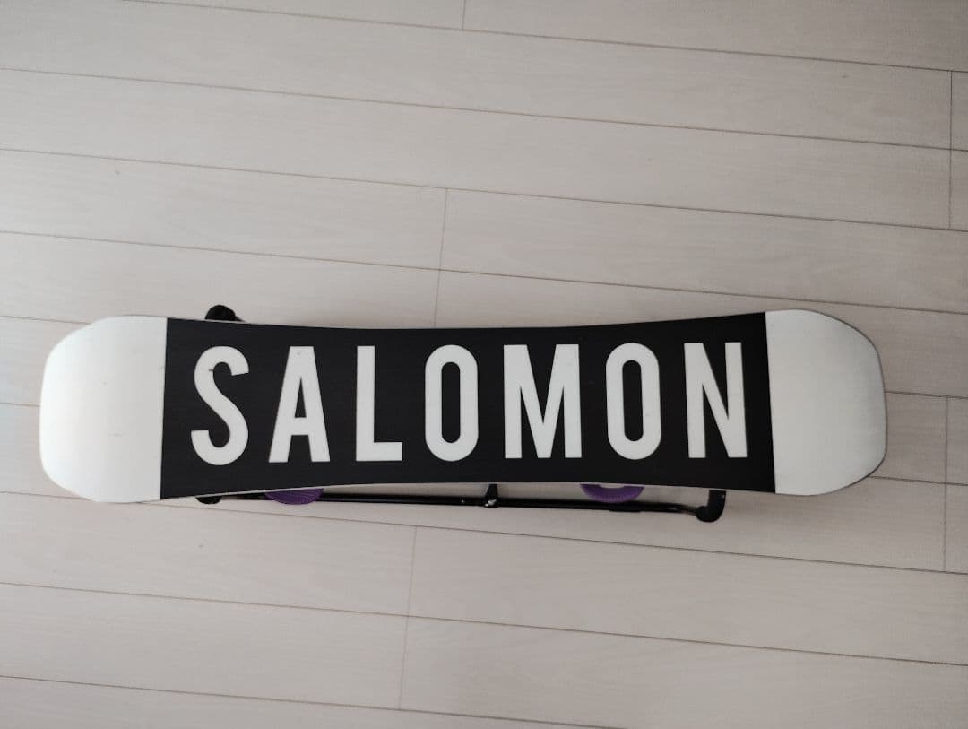 SALOMON スノーボード130cm バイン付き