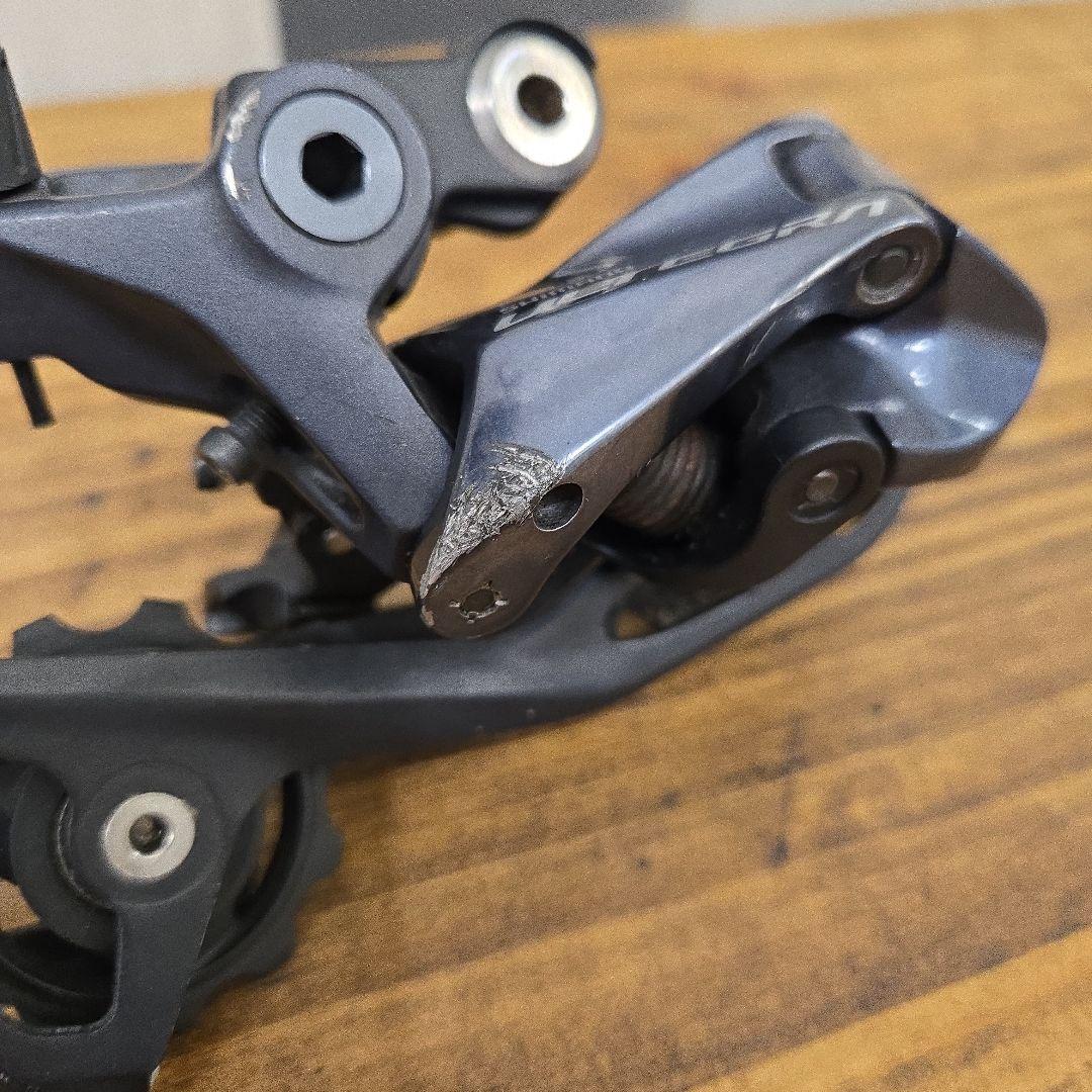 Shimano Ultegra リアディレイラー　RD-R8000 ロングケージ