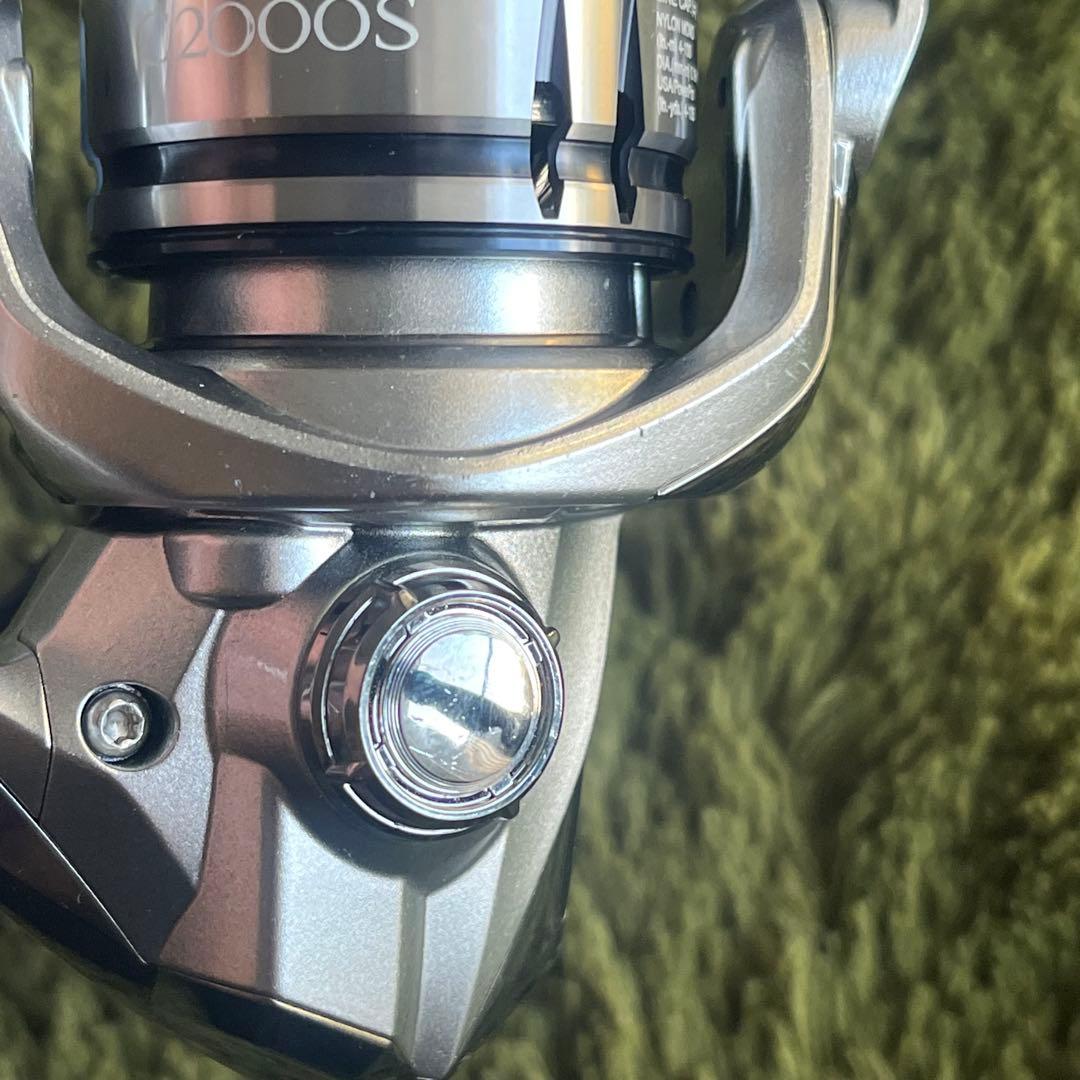 シマノ 19 ストラディック C2000S　ゴメクサスダブルハンドル(80mm)