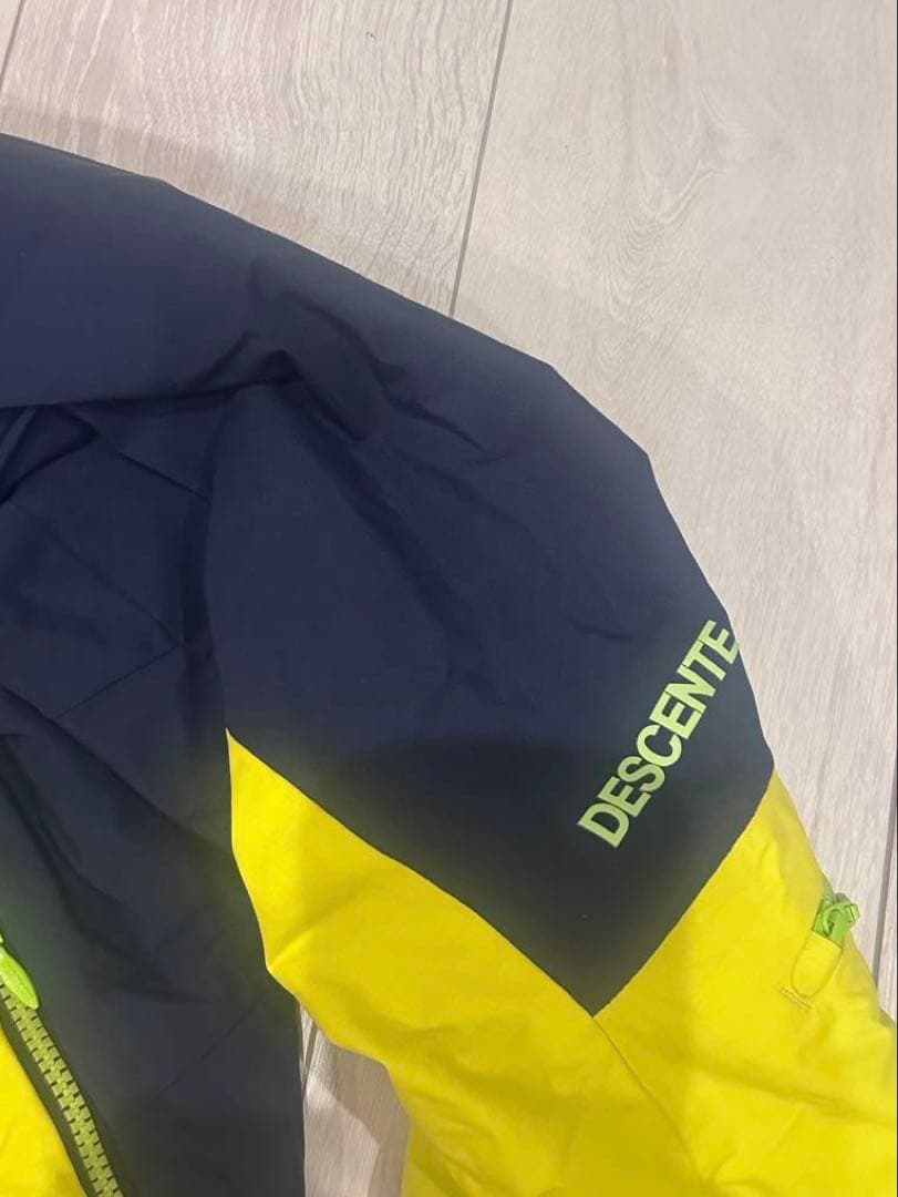 最終値下)DESCENTE S.I.O 上下セット(サイズL)