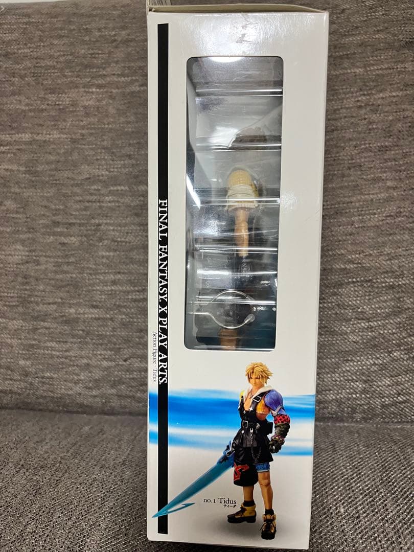 FINAL FANTASY X PLAY ARTS ティーダ　フィギュア