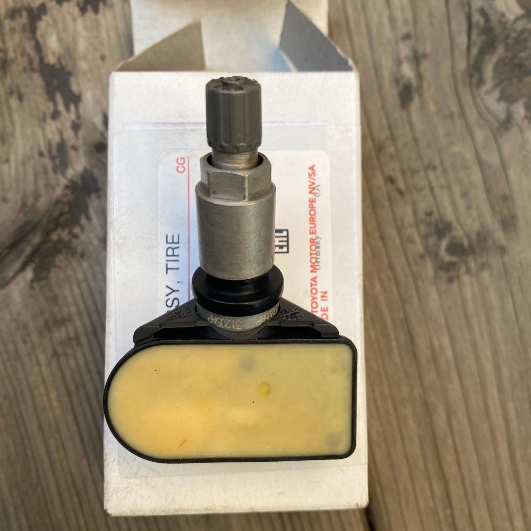 ＧＲスープラ　TPMSセンサー 中古　純正　4個セット　42607-ＷＡＡ01
