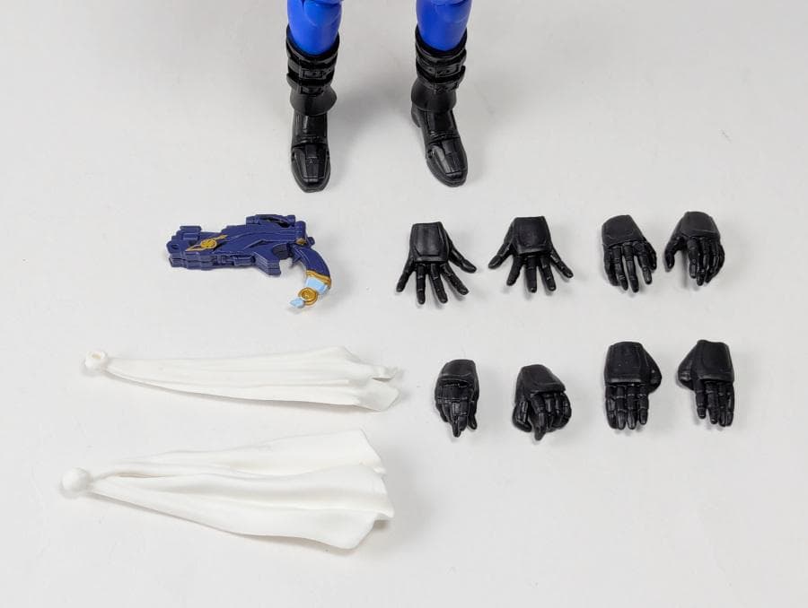 フィギュアーツ 非公認戦隊アキバレンジャー アキバブルー ＆ アキバイエロー