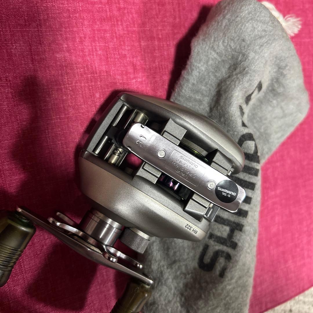 SHIMANO シマノ Scorpion mium XT RH322