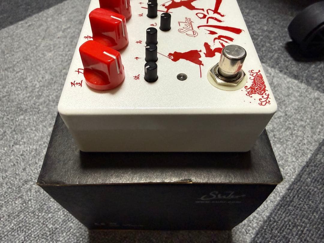 suhr エクリプス