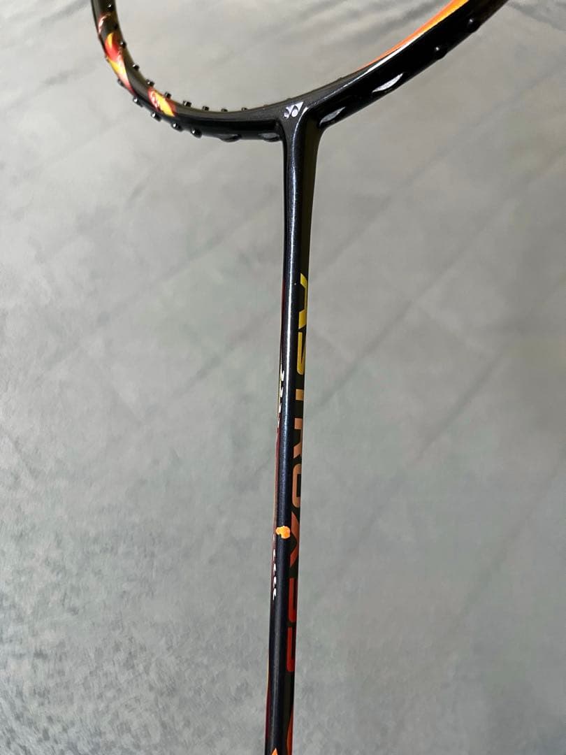 【美品】YONEXアストロクス99 3UG5 ASTROX99桃田モデル
