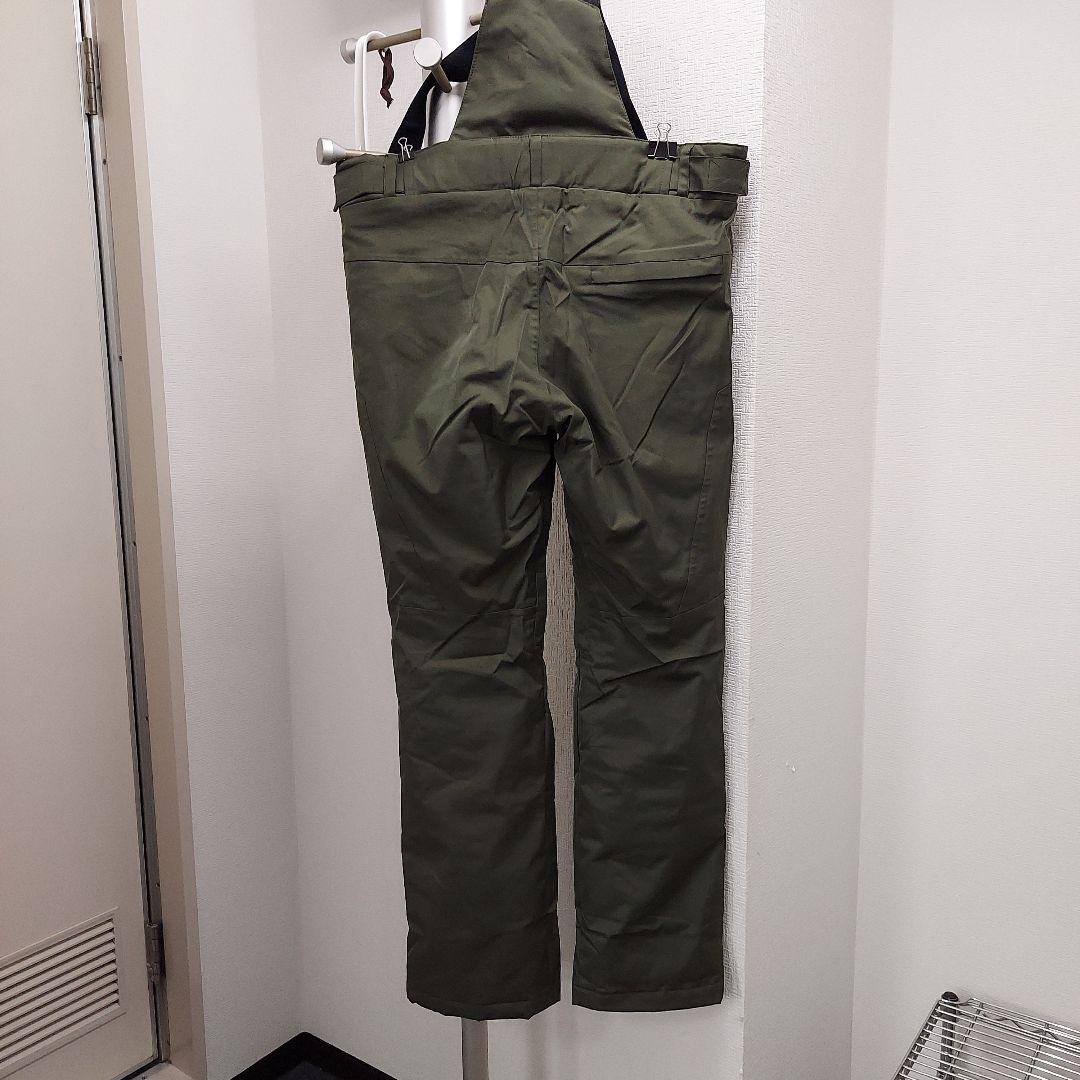 【新品】BURTON スノーボードウェア Mサイズ　ビブパンツ