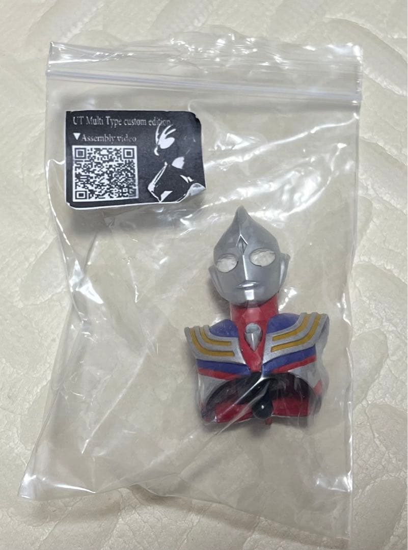 真骨彫製法　ウルトラマンティガ用　発光頭部＆発光胸部＆エフェクトパーツ