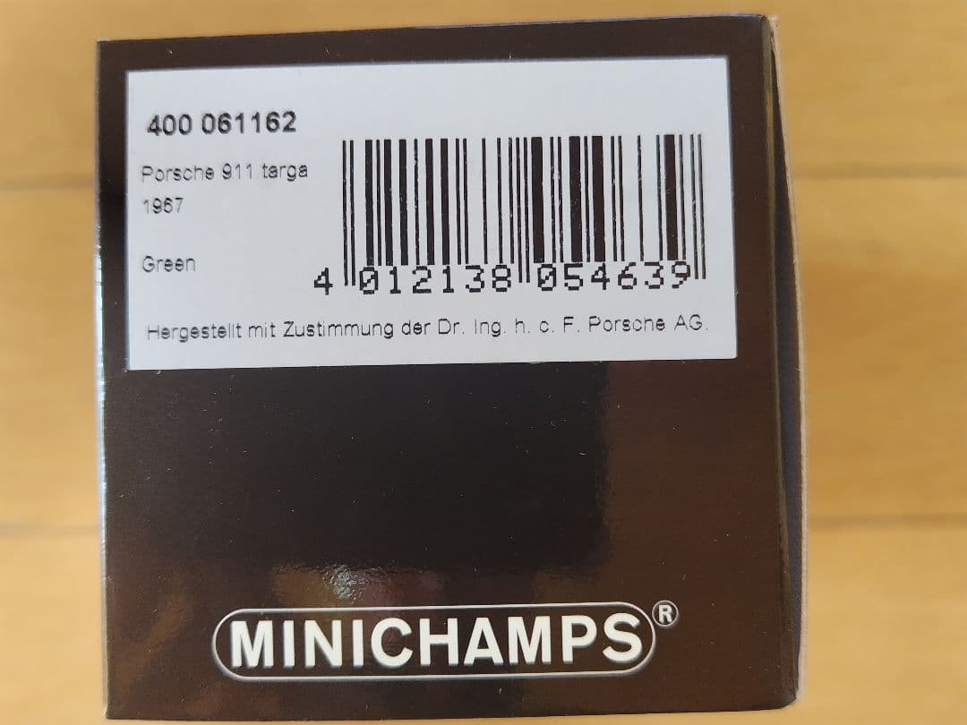 MINICHAMPS「Porsche 911 targa 1967」
