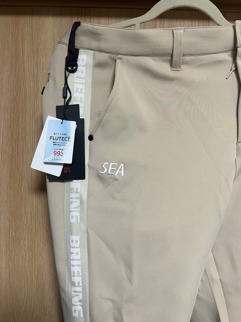 BRIEFING WIND AND SEAコラボ上下　XL