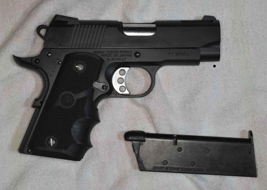 東京マルイ V10 Ultra Compact BLACK USED品
