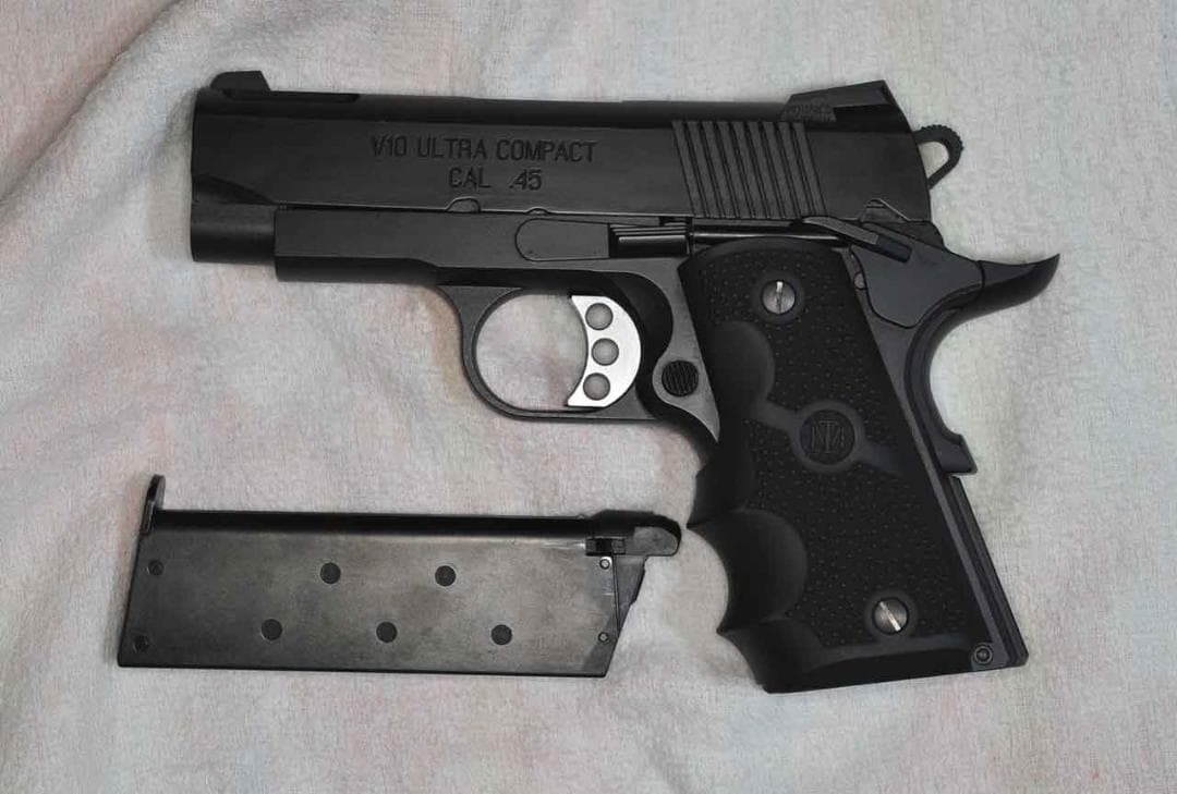 東京マルイ V10 Ultra Compact BLACK USED品