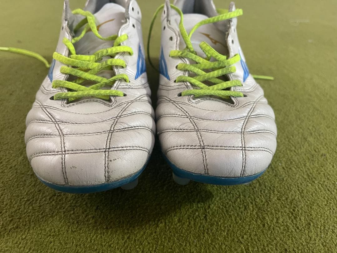 Mizuno サッカーシューズ