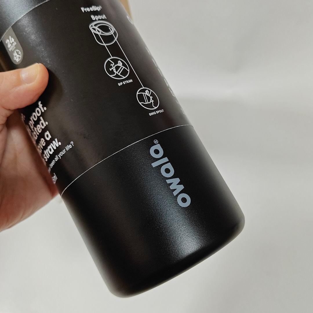 未使用 Owala FreeSipステンレススチールウォーターボトル32oz 黒