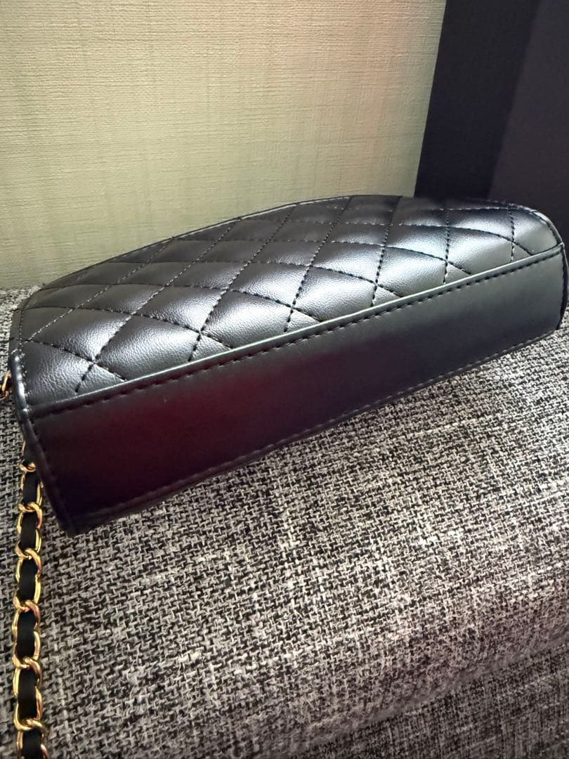 CHANEL キルティングバッグ 黒