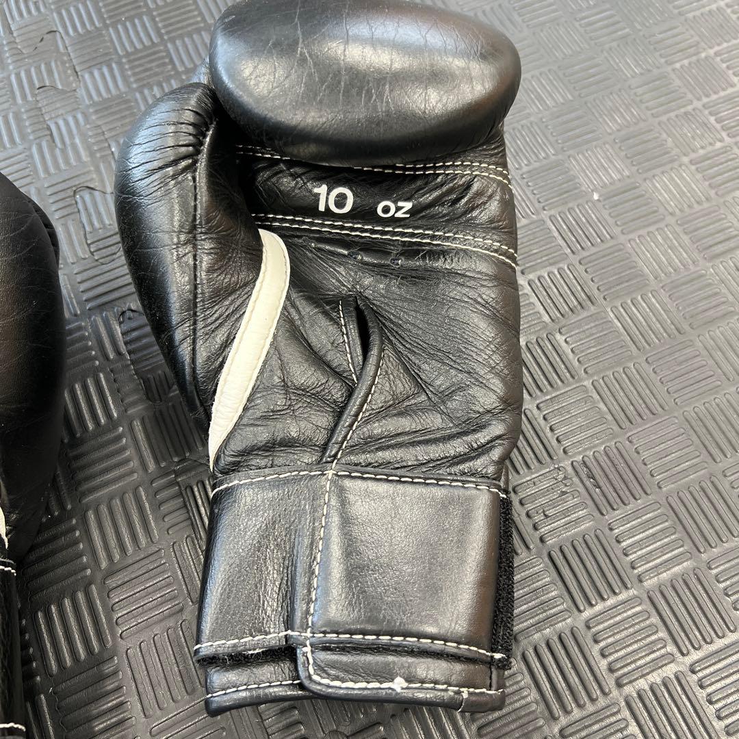 Winning ボクシンググローブ 10oz ブラック