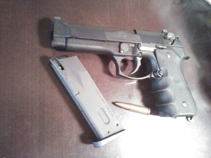 ガスガンm92f　少しの値引きはします！！